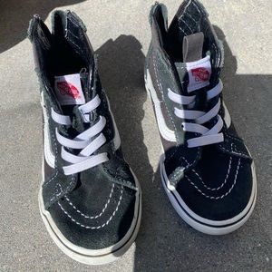 High top zip back black vans size 9